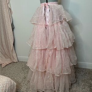 NWT Selkie Sparkling Champagne Tournure